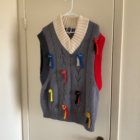 YanYan Knits Frosty Oversize 100% Merino Wool Vest Knot Detail Size M - Picture 3 of 7